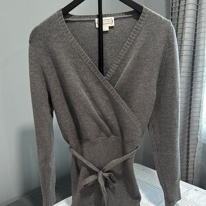 Love Riche Gray V-Neck Sweater Modern Minimalist